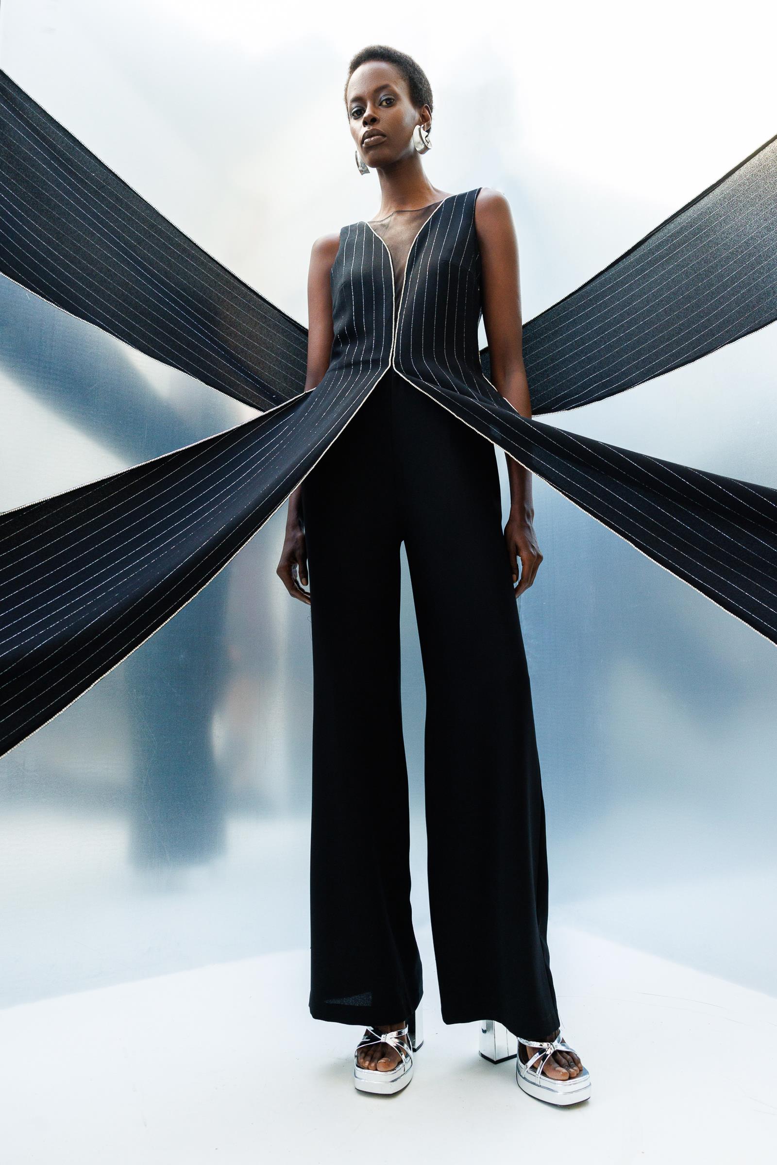 Modailgi  Taş Şeritli Simli Çizgili Tulum Siyah