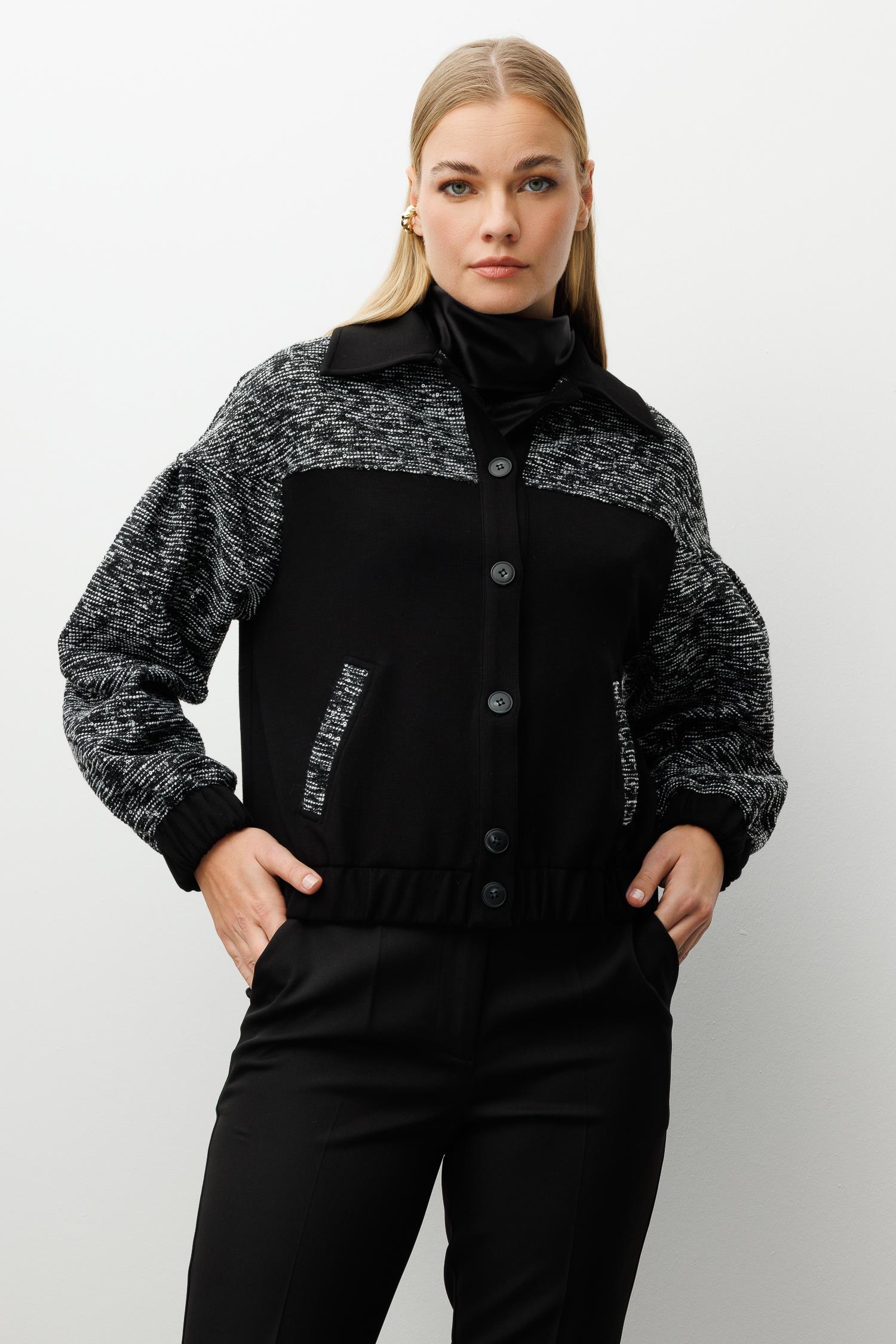 Modailgi  Tuvit Kumaş Garni Detaylı Kolları Pileli Kısa Örme Mont - 40011 Siyah