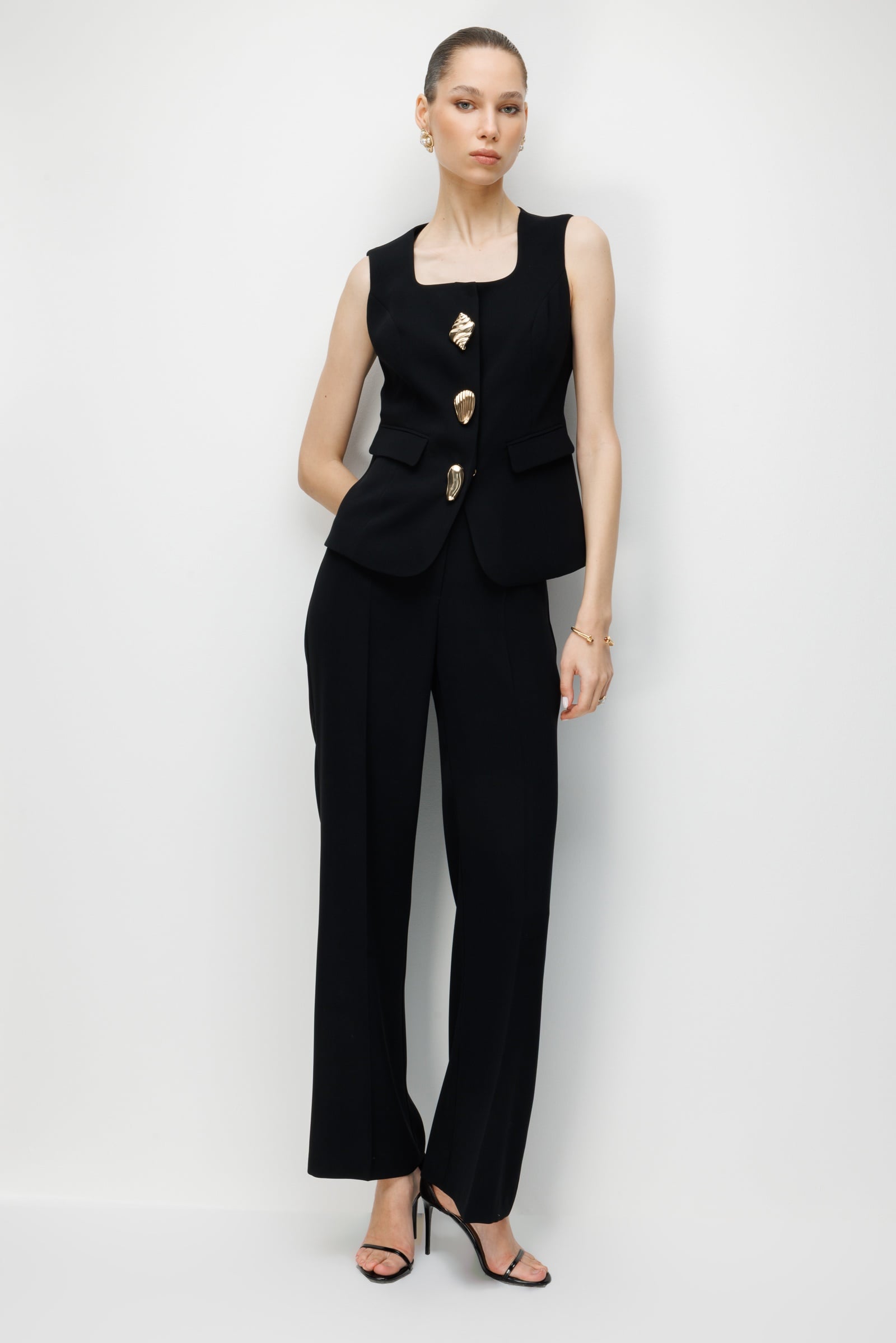 Modailgi  U Yaka Cep Kapaklı Yelek - 40110 Siyah