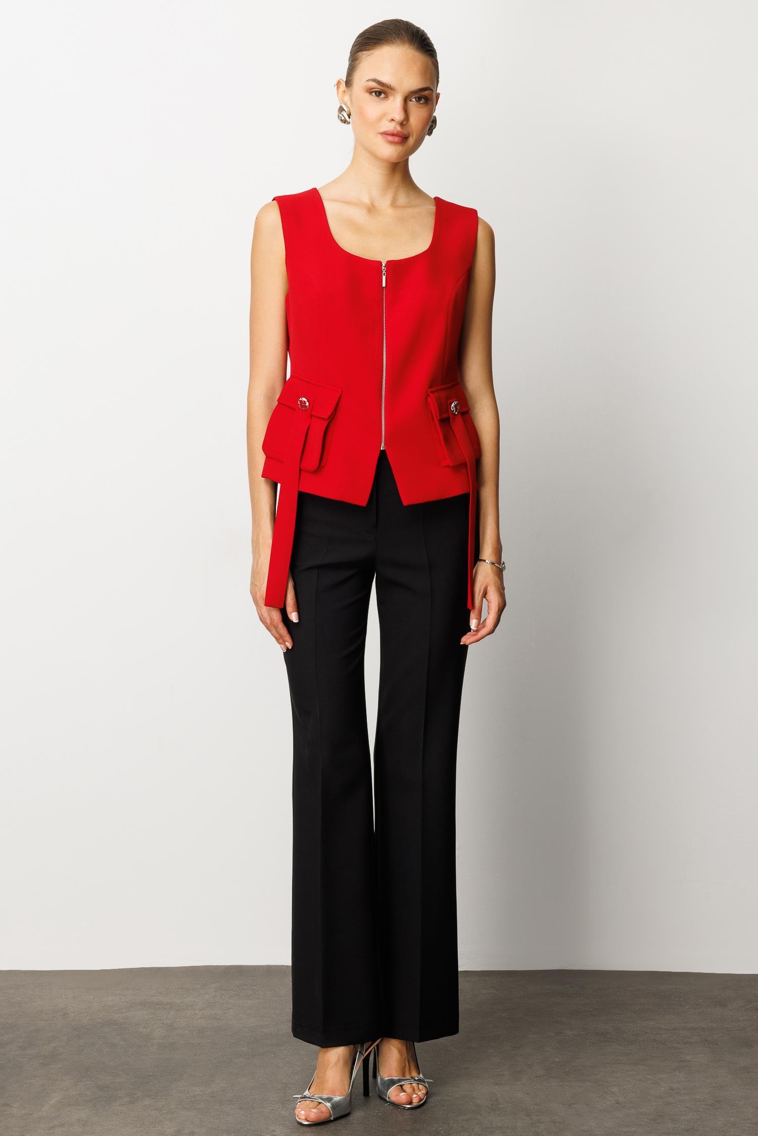 Modailgi  U Yaka Fermuar Kapamalı Torba Cepli Yelek Kırmızı