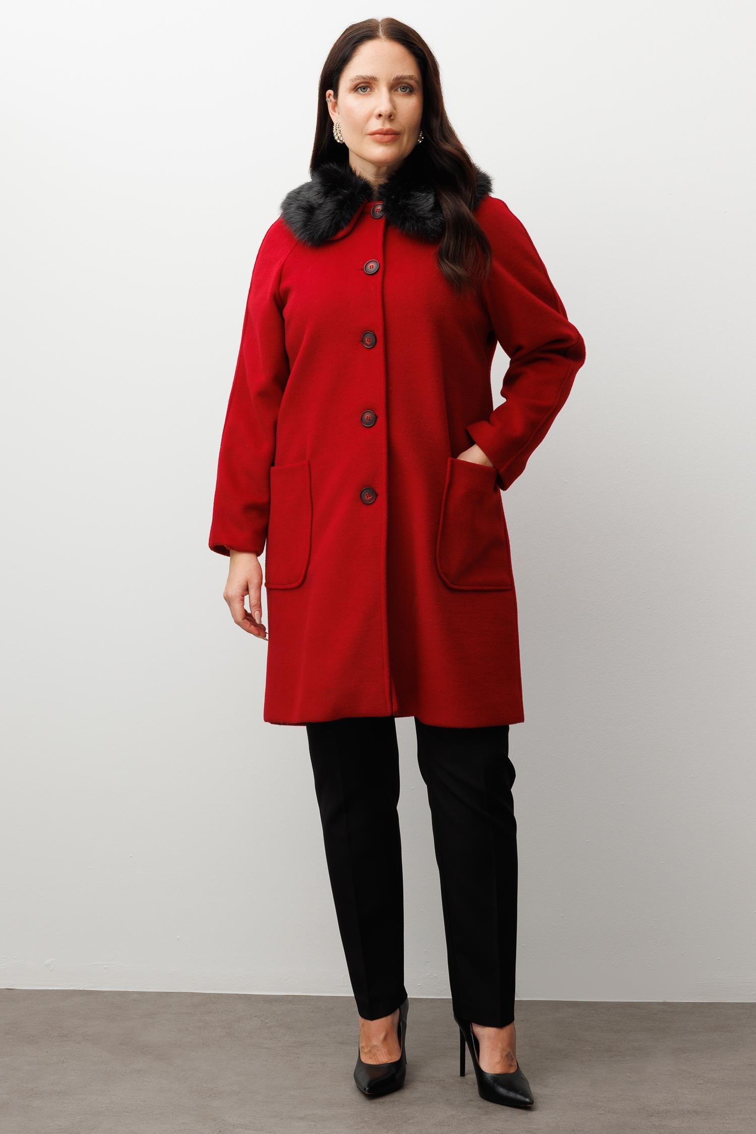 Modailgi  Yakası Kürklü Reglan Kol Kaban Kırmızı