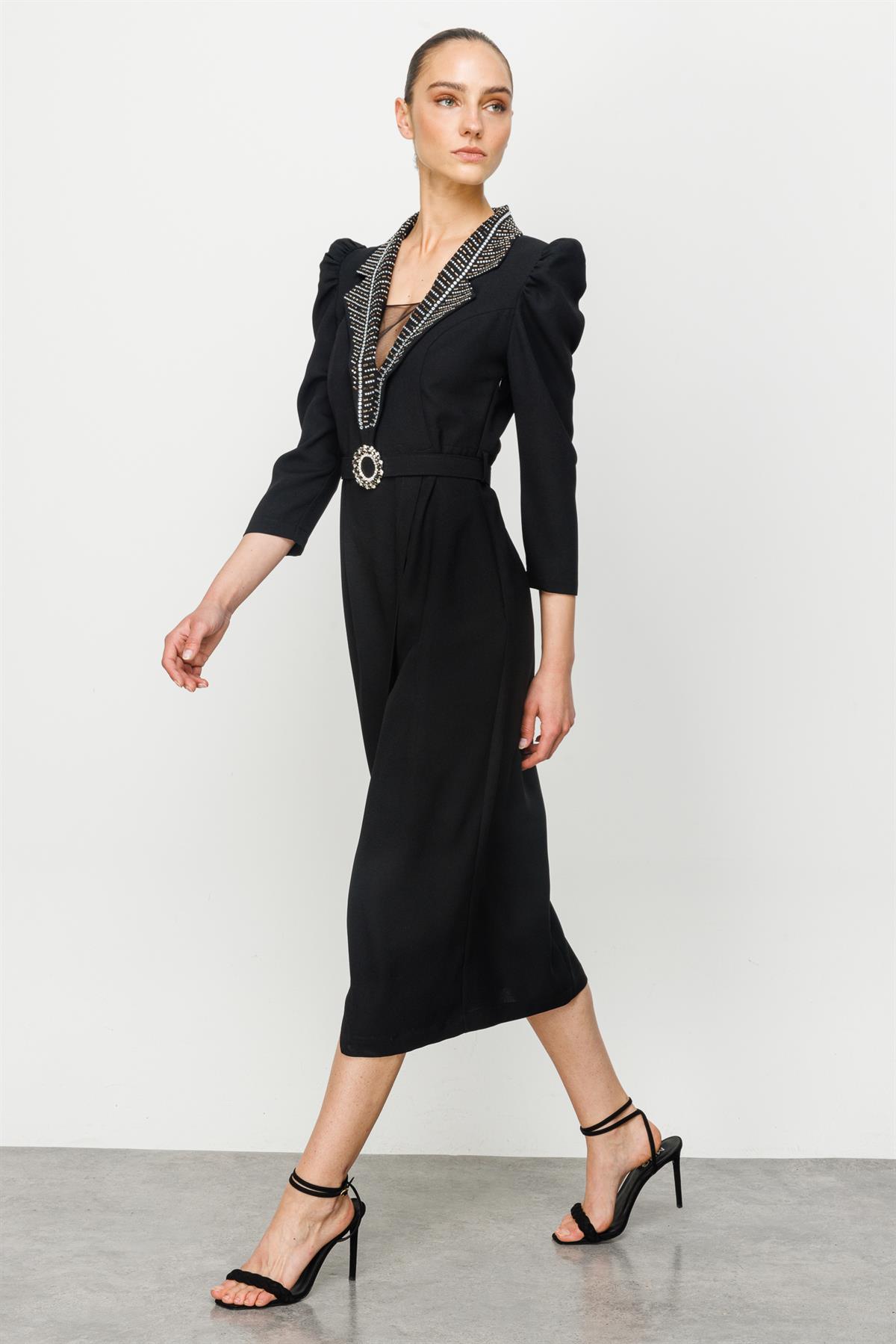 Modailgi  Yakası Taşlı Beli Kemerli Elbise Siyah