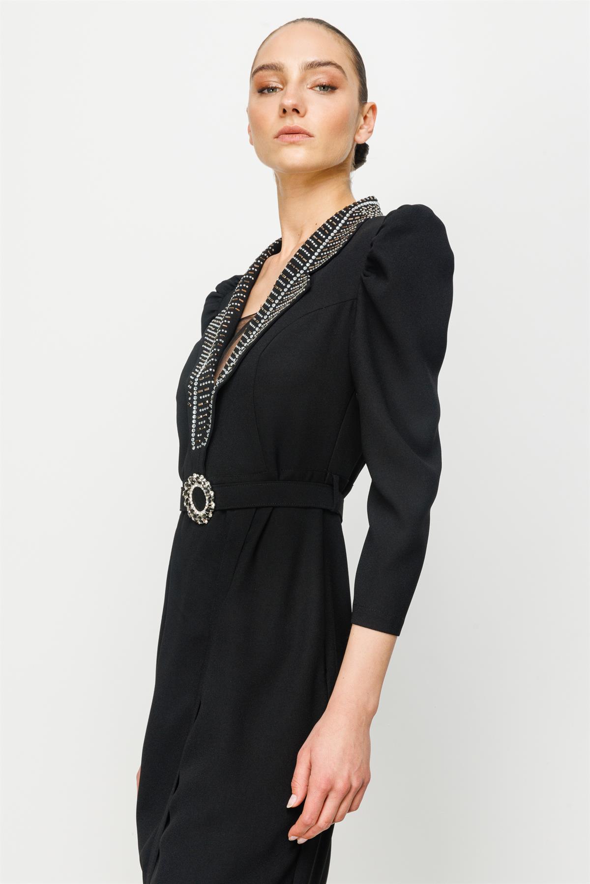 Modailgi  Yakası Taşlı Beli Kemerli Elbise Siyah
