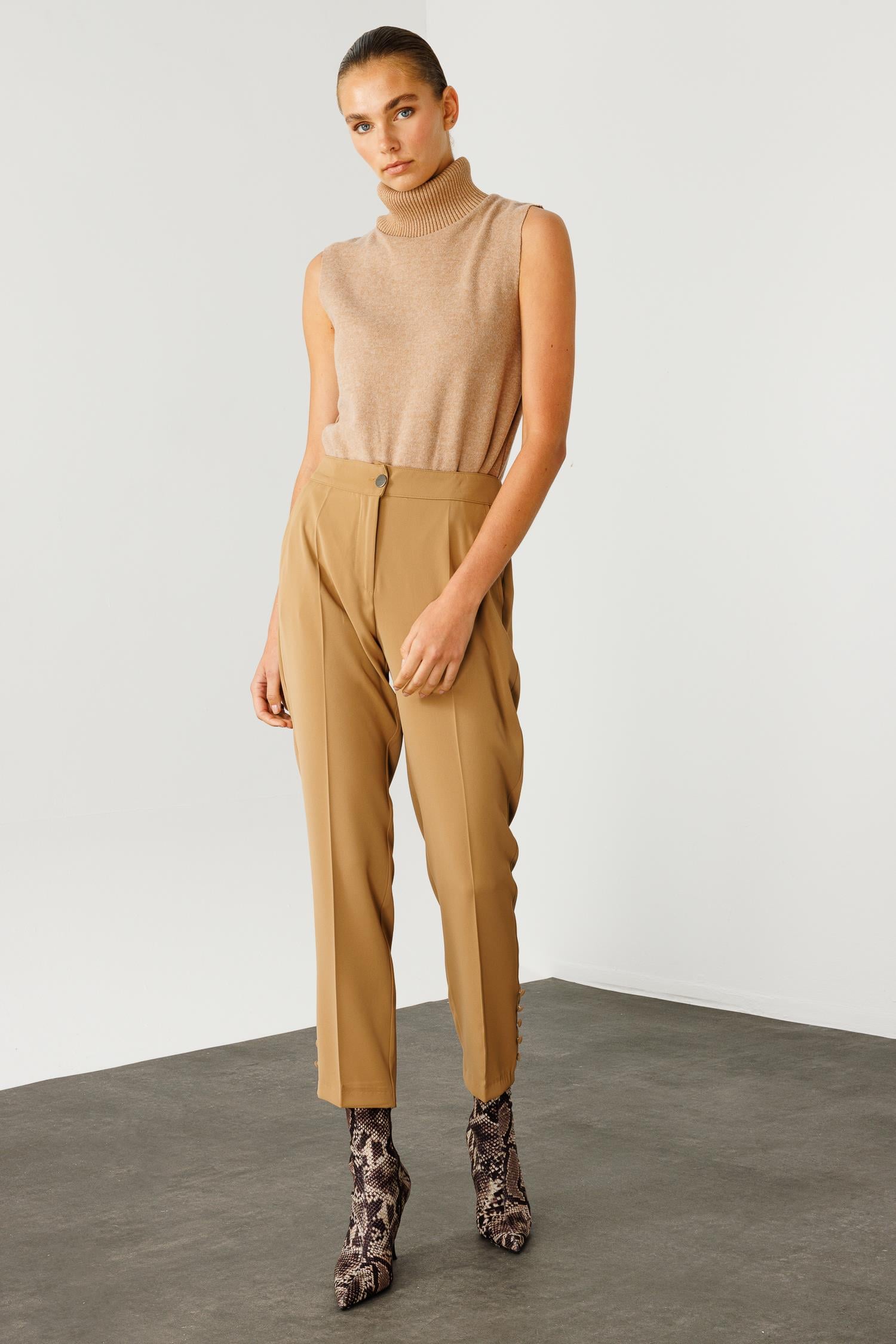 Modailgi  Yandan Cepli Paçası Düğme Detaylı Pantolon - 7061 Camel