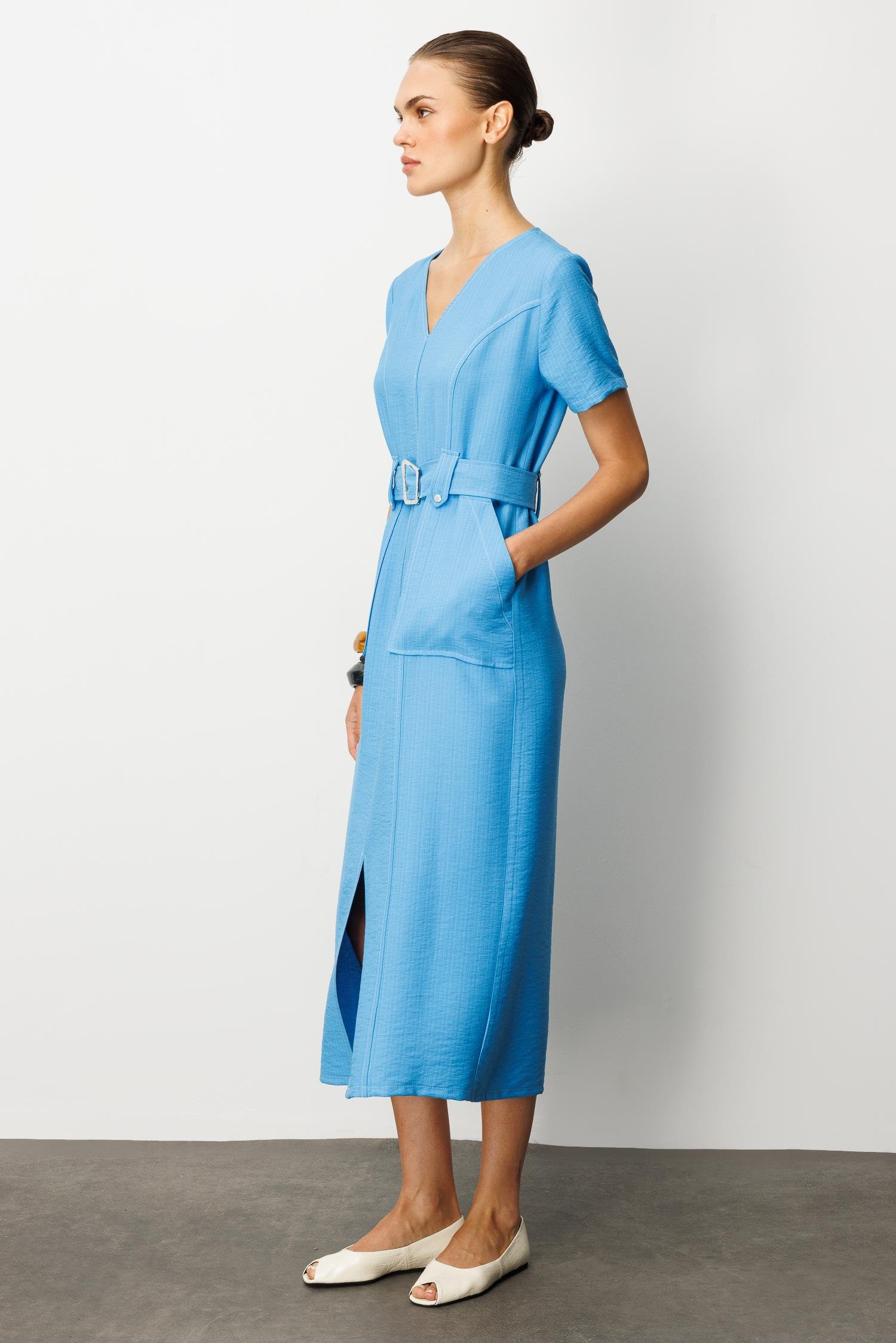 Modailgi  Yarım Kol V Yaka Kuşak Kemer Bağlamalı Yandan Cepli Midi Boy Elbise Mavi