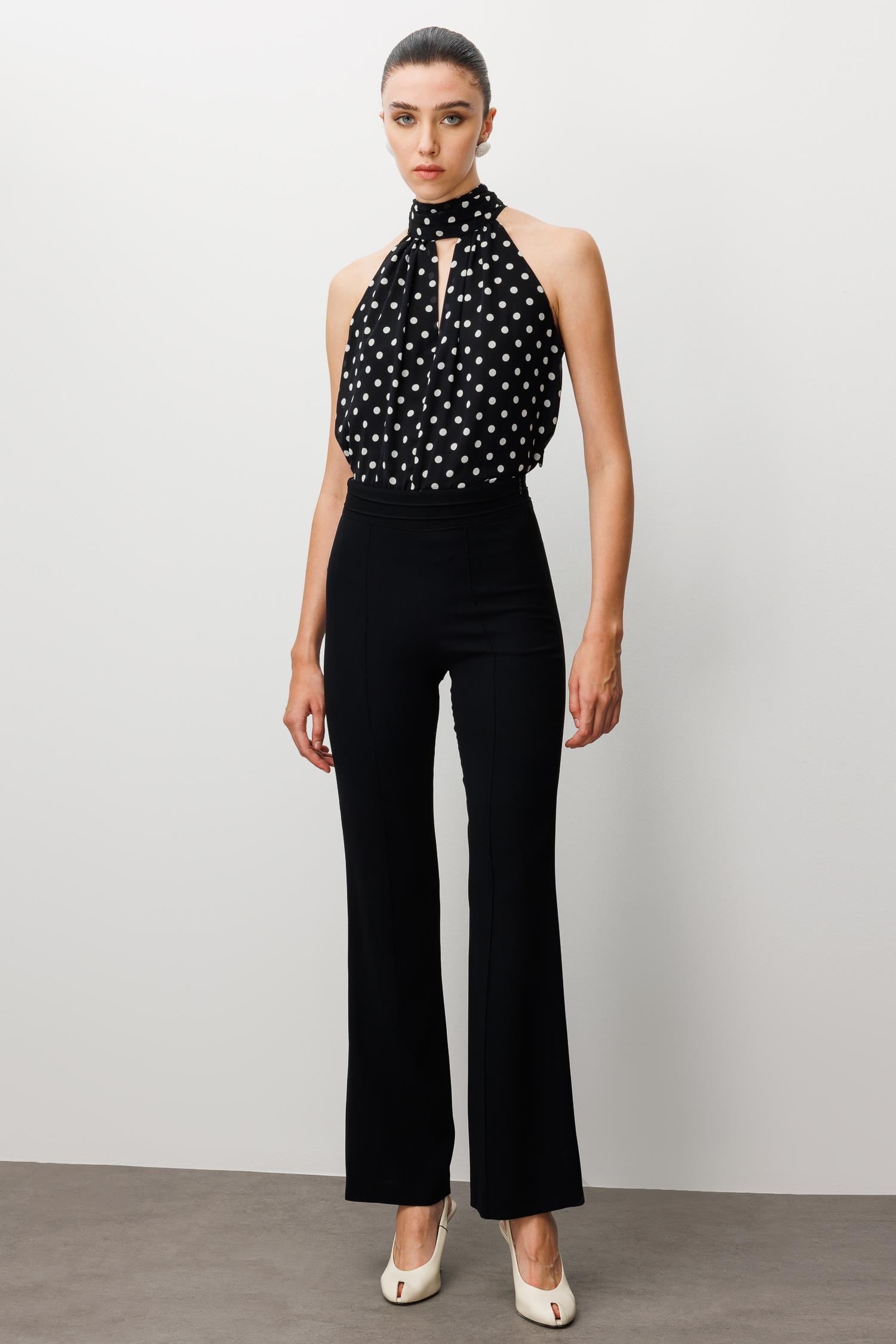 Modailgi  Yüksek Bel Nevrüllü İspanyol Paça Pantolon Siyah