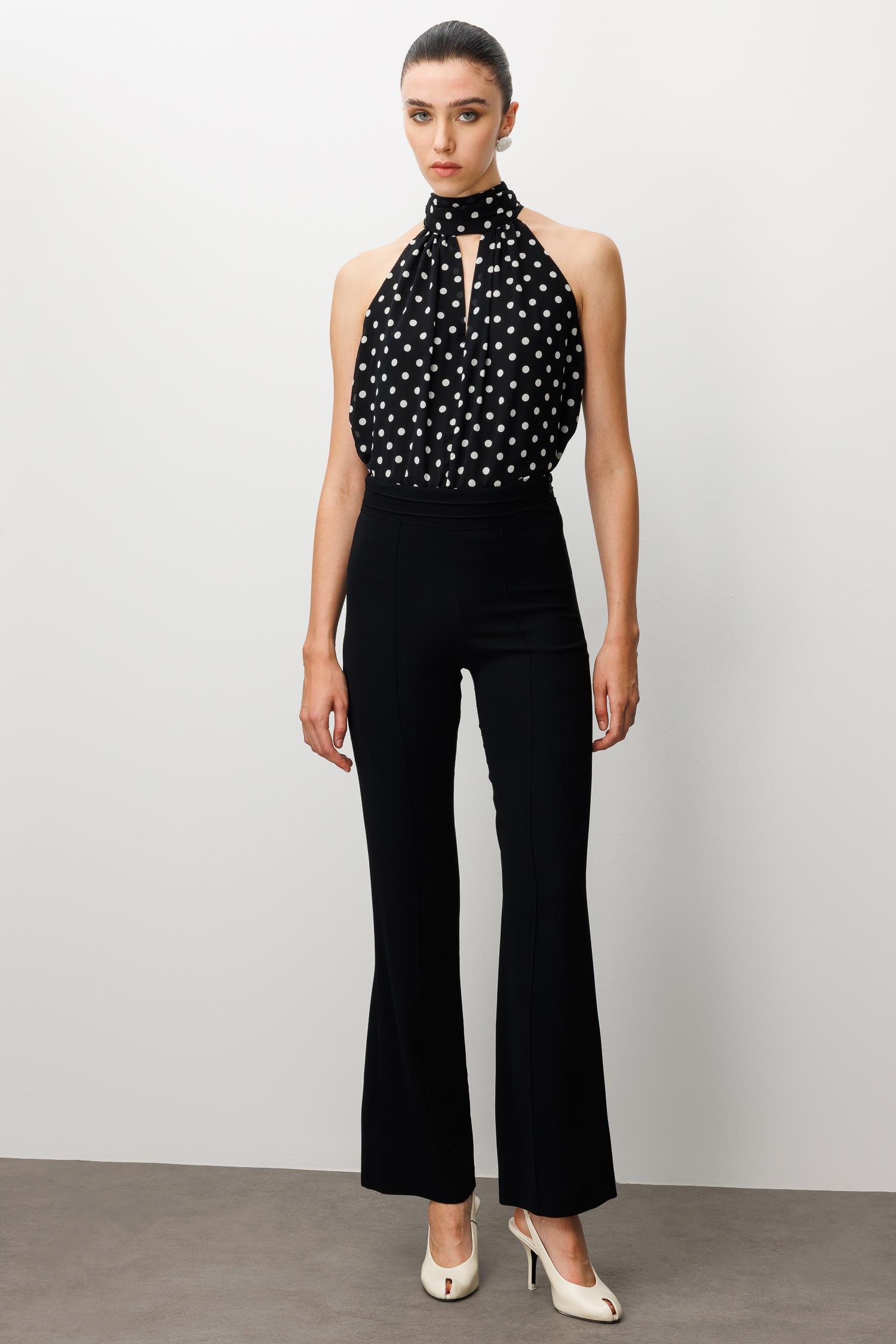 Modailgi  Yüksek Bel Nevrüllü İspanyol Paça Pantolon Siyah