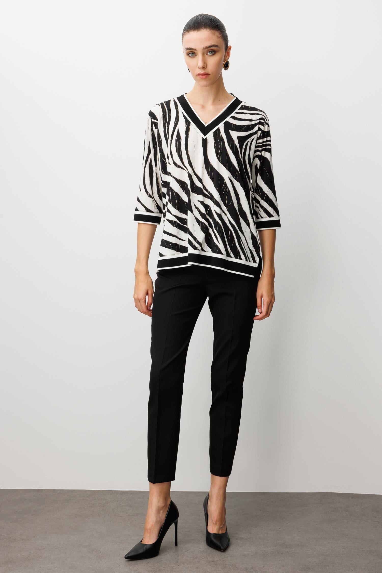 Modailgi  Zebra Desen V Yaka Ribanalı Bluz Zebra