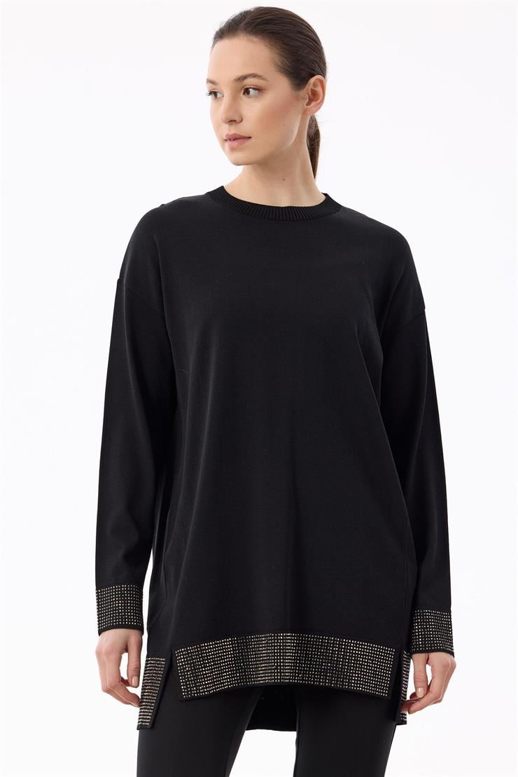 Arkadan Öne Dönen Taş Baskılı Rayon Tunik SİYAH