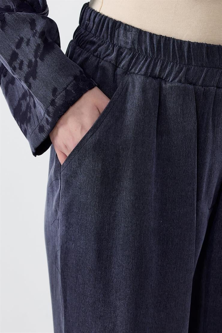 Asimetrik Ön Detaylı Pantolonlu İkili Takım LACIVERT