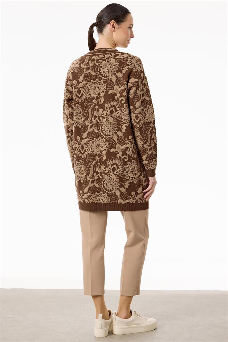 Çiçek Desenli Kabartmalı Triko Hırka KAHVE