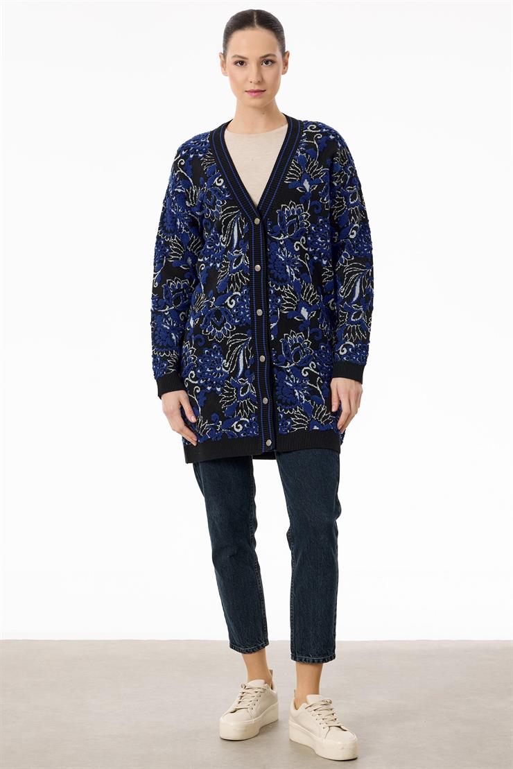 Çiçek Desenli Kabartmalı Triko Hırka SİYAHSAKS