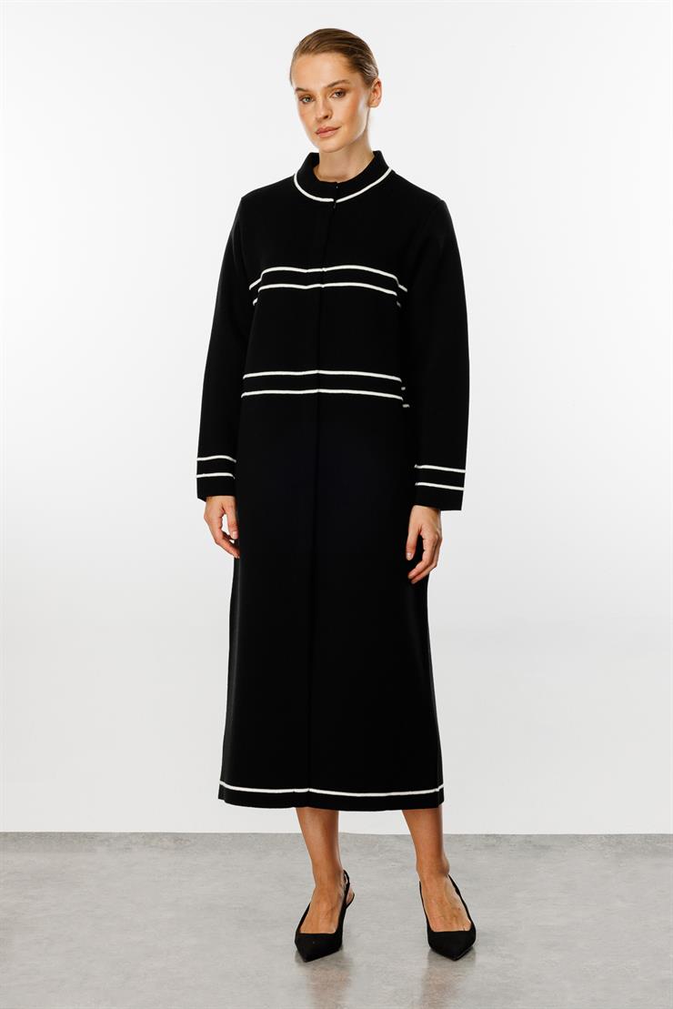 Çizgi Detaylı Sıfır Yaka Pardesü-Siyah-Ekru