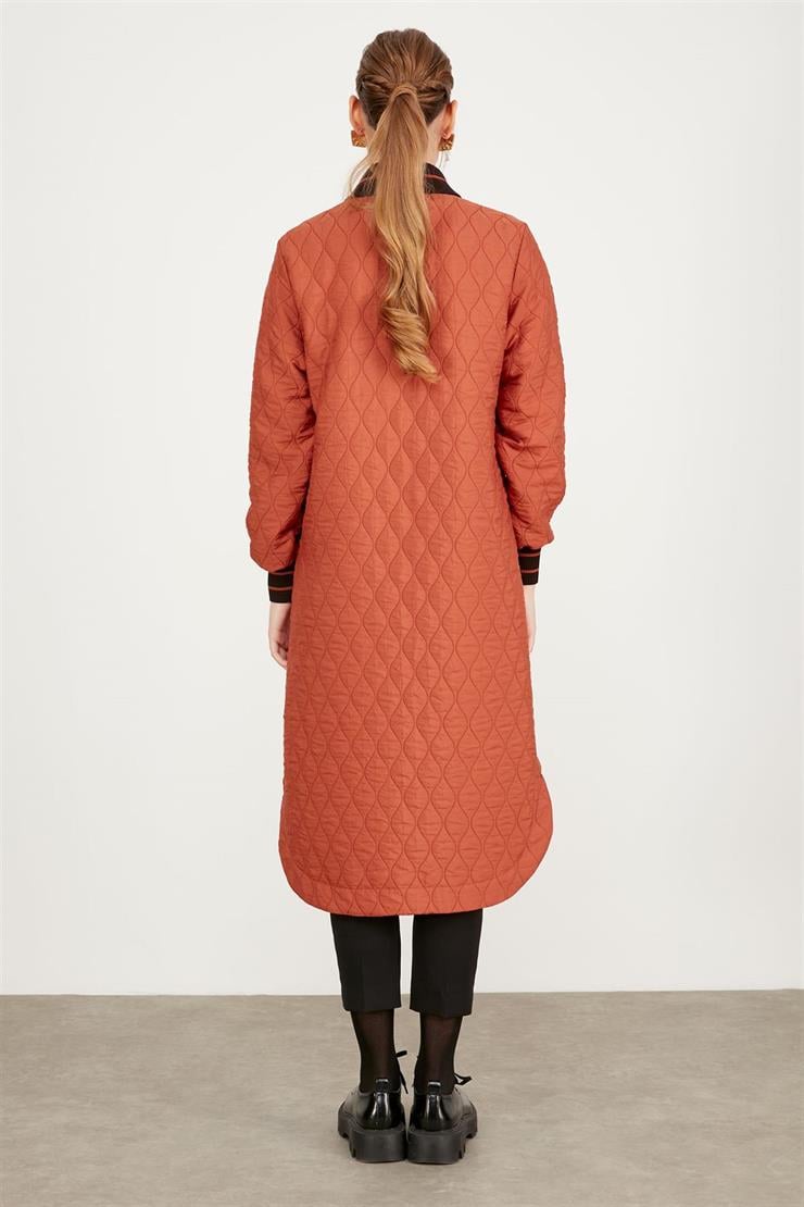 Çizgili Triko Detaylı Kapütone Kaban KİREMİT