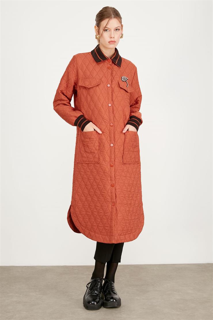 Çizgili Triko Detaylı Kapütone Kaban KİREMİT