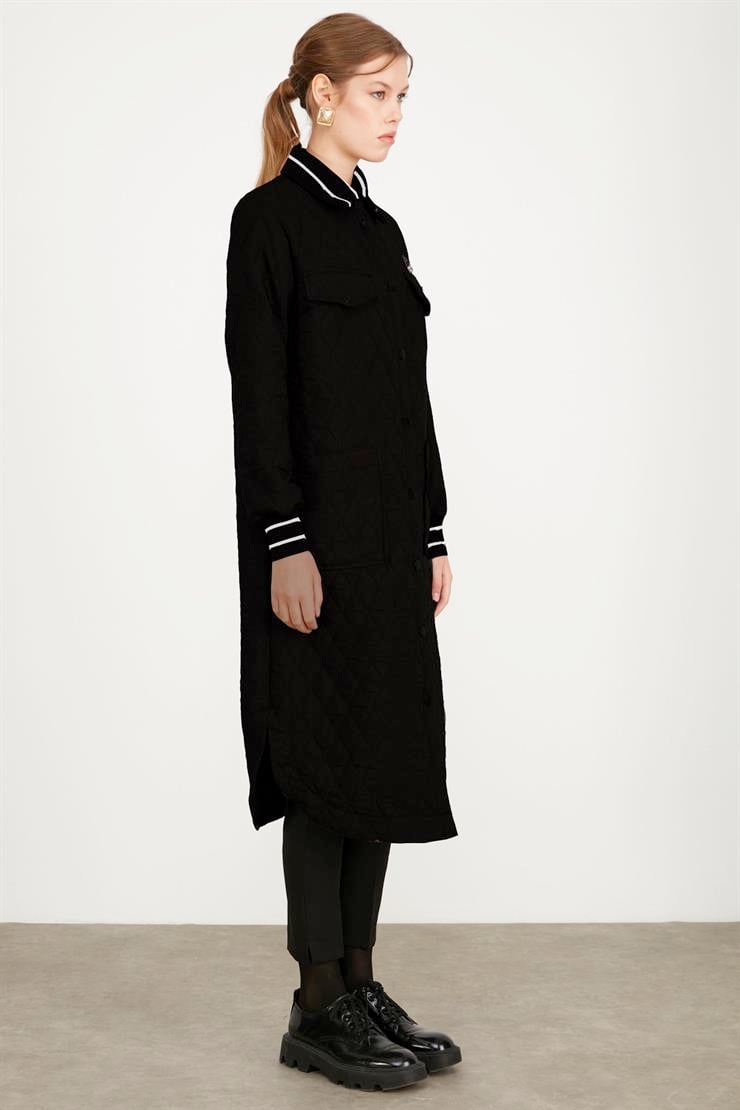 Çizgili Triko Detaylı Kapütone Kaban SİYAH