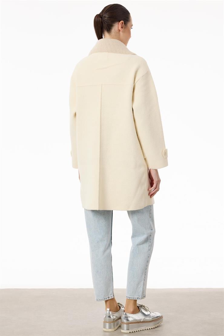 Çoban Düğme Detaylı Triko Kaban EKRU