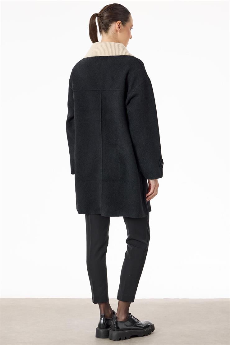 Çoban Düğme Detaylı Triko Kaban SİYAH