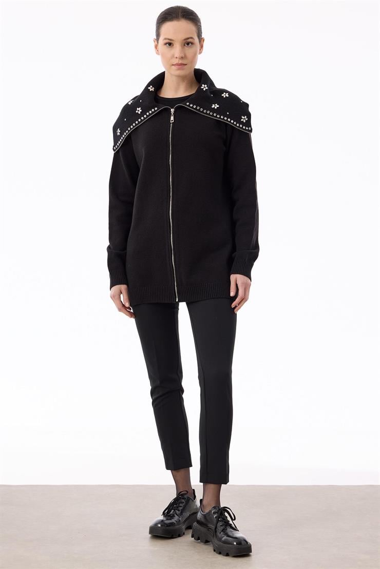 Denizci Yaka Önden Fermuarlı Dikme Taşlı Hırka SİYAH