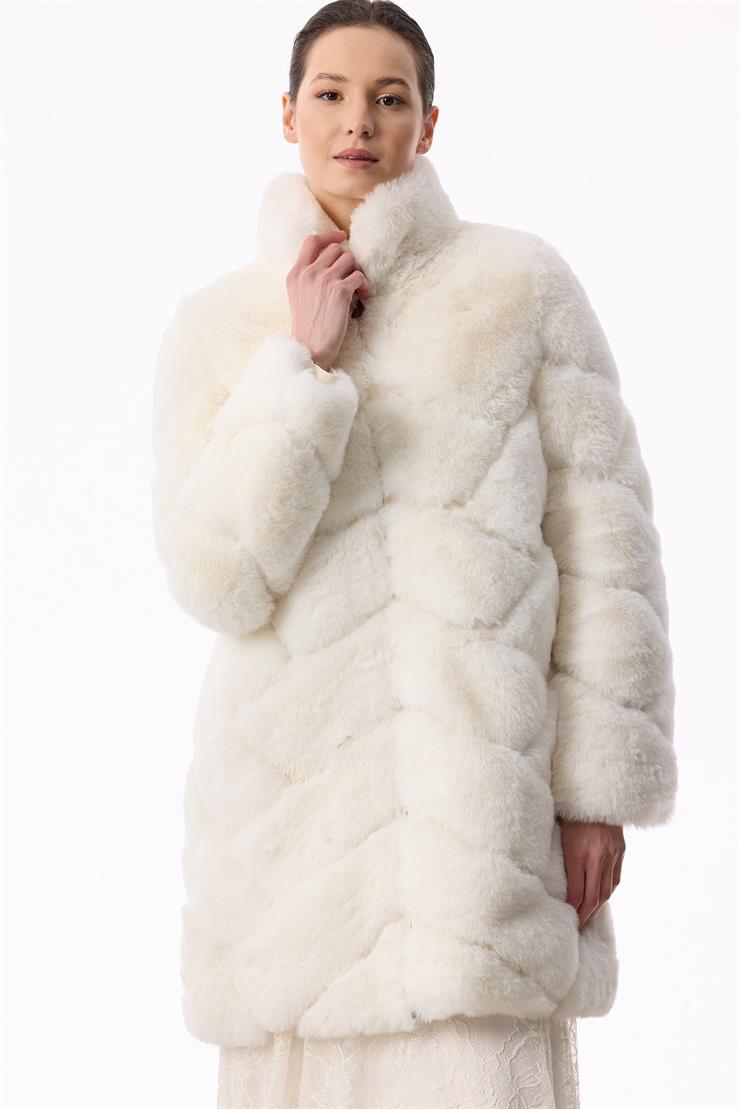 Deri Detaylı Verev Çizgili Kürk Kaban EKRU