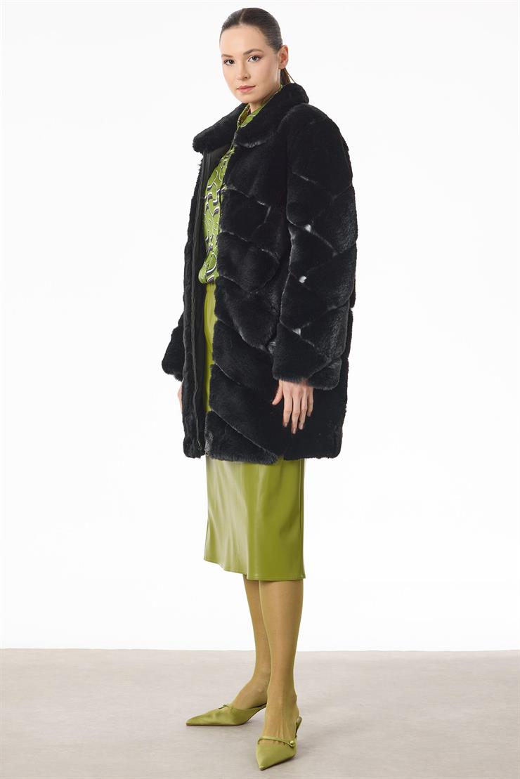 Deri Detaylı Verev Çizgili Kürk Kaban SİYAH