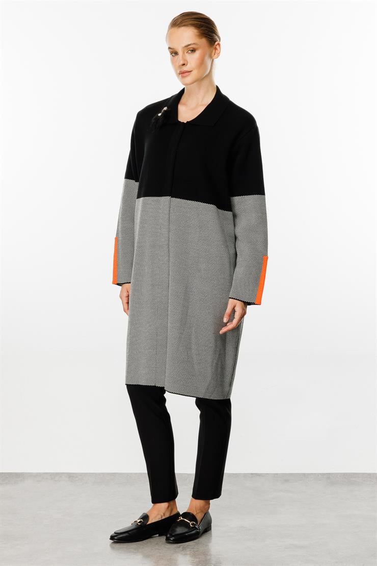 Desenli Gömlek Yaka Triko Hırka-Siyah-Ekru