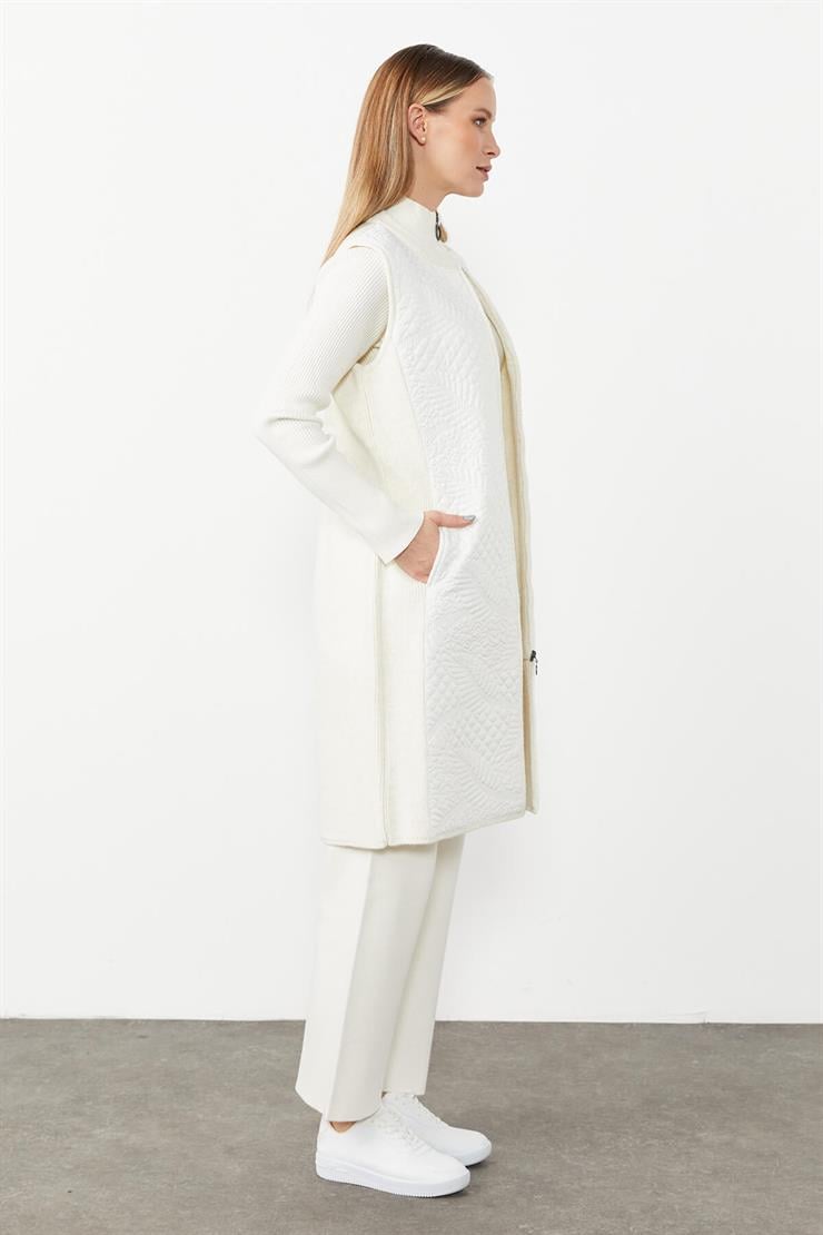 Desenli Kapitone Uzun Yelek-EKRU