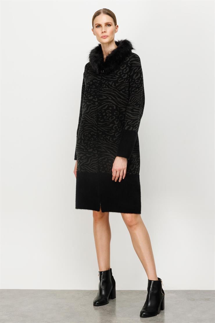 Desenli Kürk Yaka Detaylı Triko Hırka-Siyah-Füme