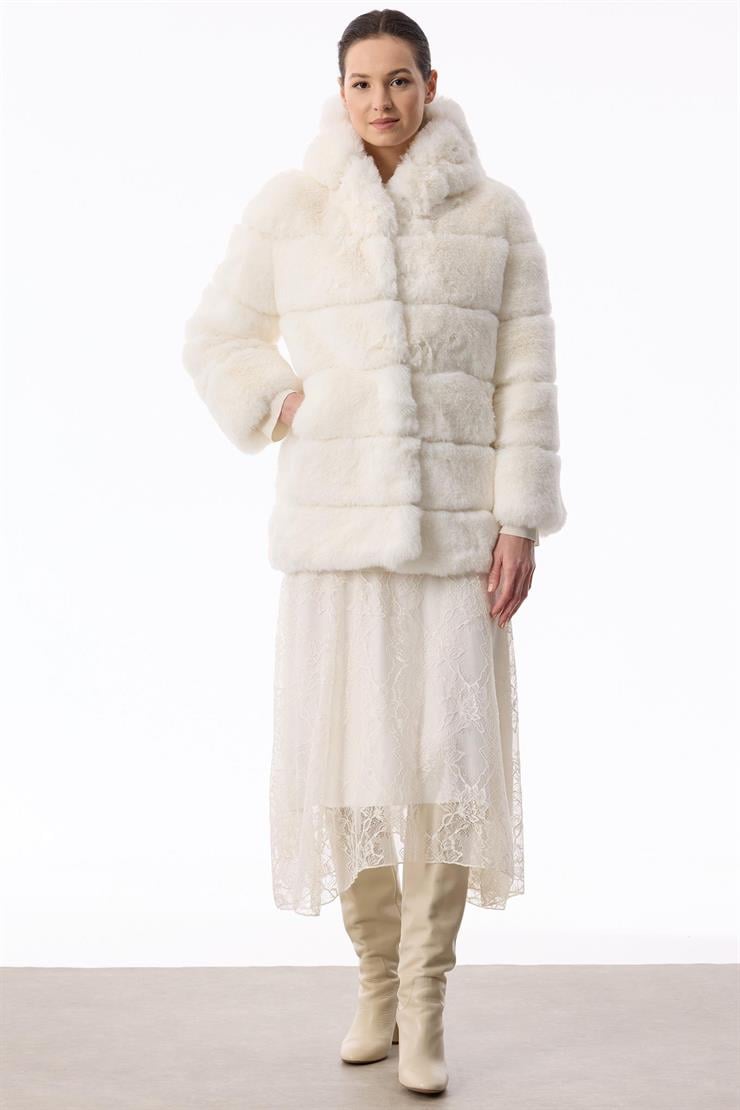 Enine Çizgili Kapşonlu Kürk Kaban EKRU