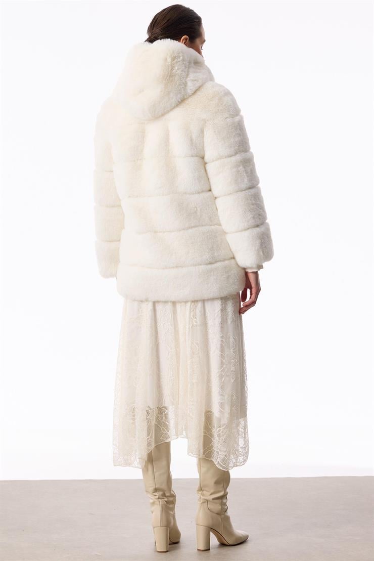 Enine Çizgili Kapşonlu Kürk Kaban EKRU