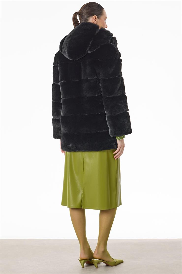 Enine Çizgili Kapşonlu Kürk Kaban SİYAH