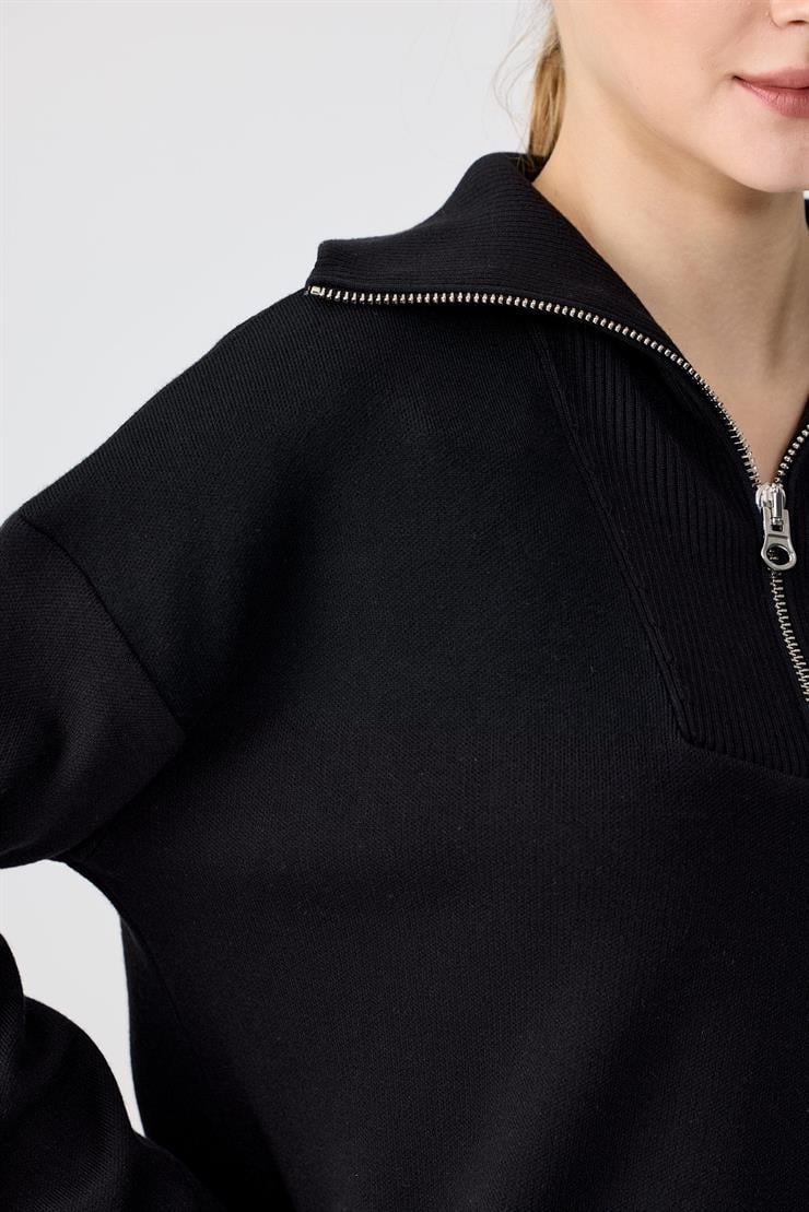 Fermuarlı Dik Yaka Triko Tunik SİYAH