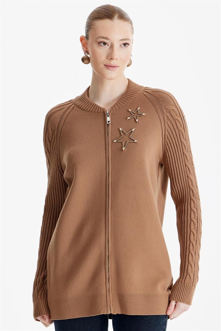 Fermuarlı Kolları Saç Örgülü Hırka CAMEL