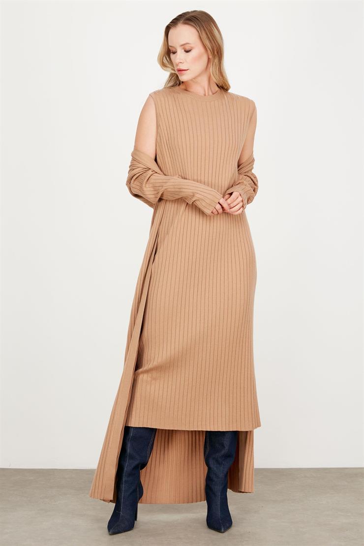 HIRKA KOMBİNLİ TRİKO ELBİSE CAMEL