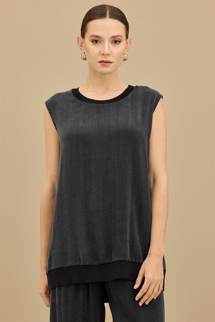 İçi Kolsuz Bluzlu 3lü Pantolonlu Takım SİYAH