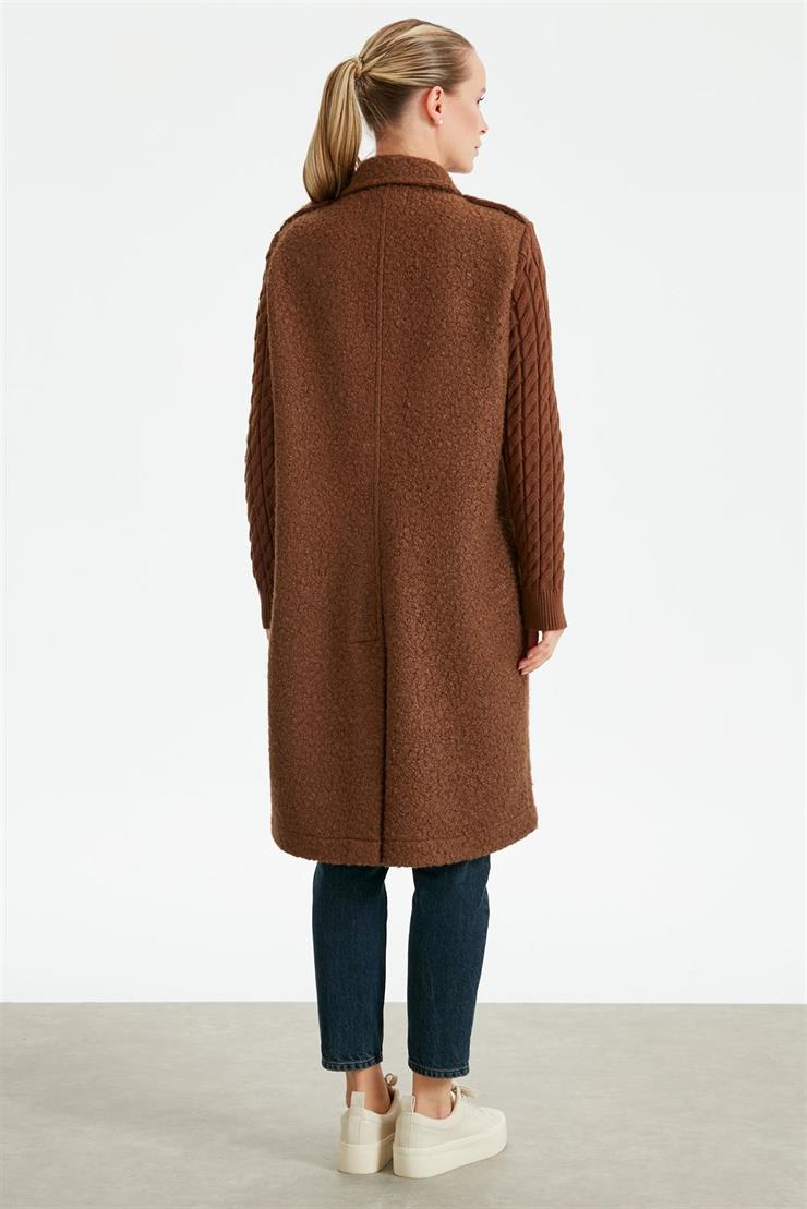 Kolları Saç Örgülü Kaban KAHVE