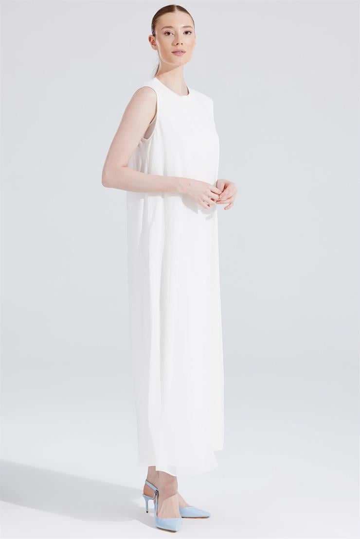 Kolsuz Sıfır Yakalı Elbise BEYAZ