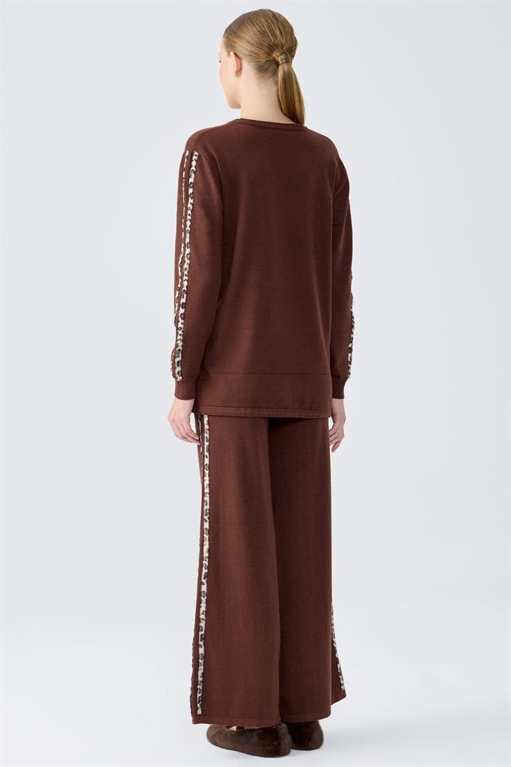 Leopar Şeritli Pantolonlu Triko Takım KAHVE