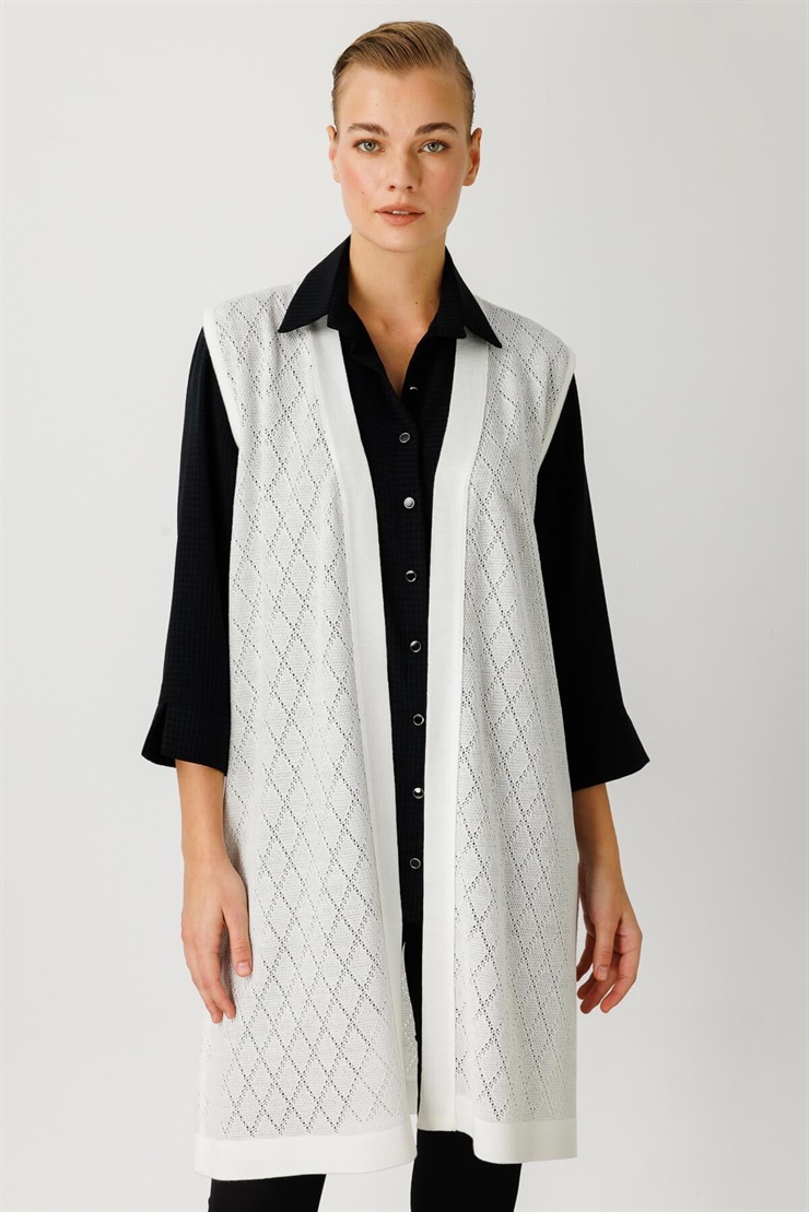 Mutlu Ertan Kadın Baklava Desen Ajurlu Triko Uzun Yelek Ekru 20110