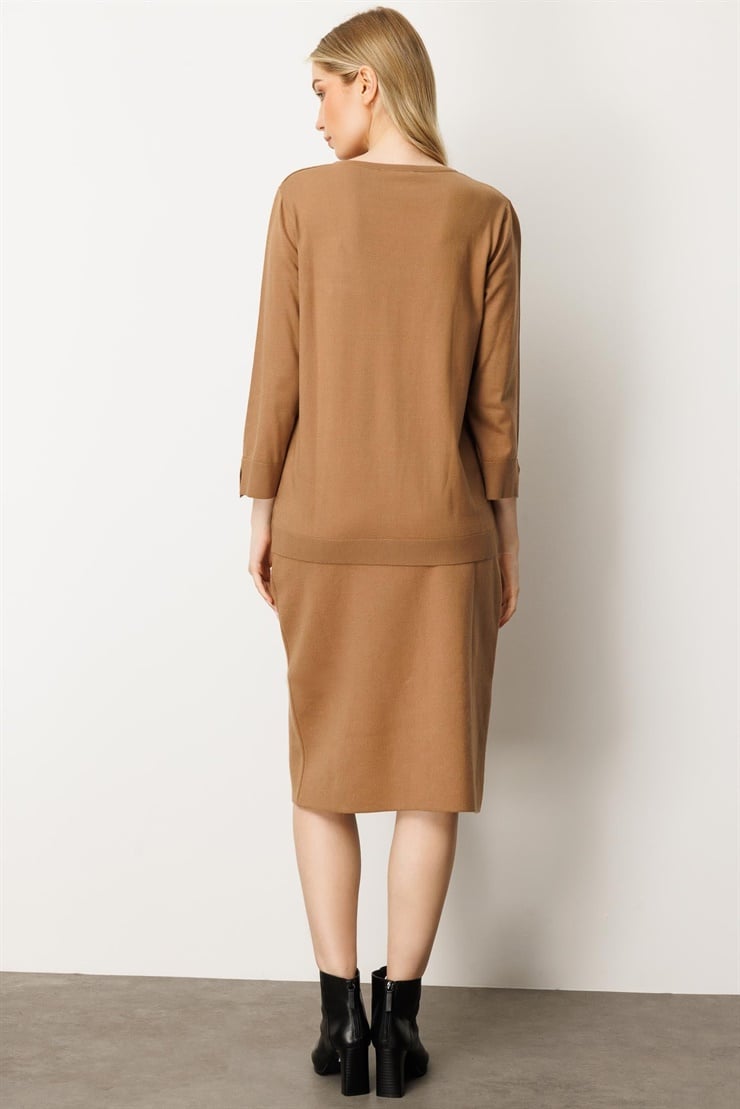 Mutlu Ertan Kadın Cep Detaylı Düğmeli Triko Hırka Camel 20228