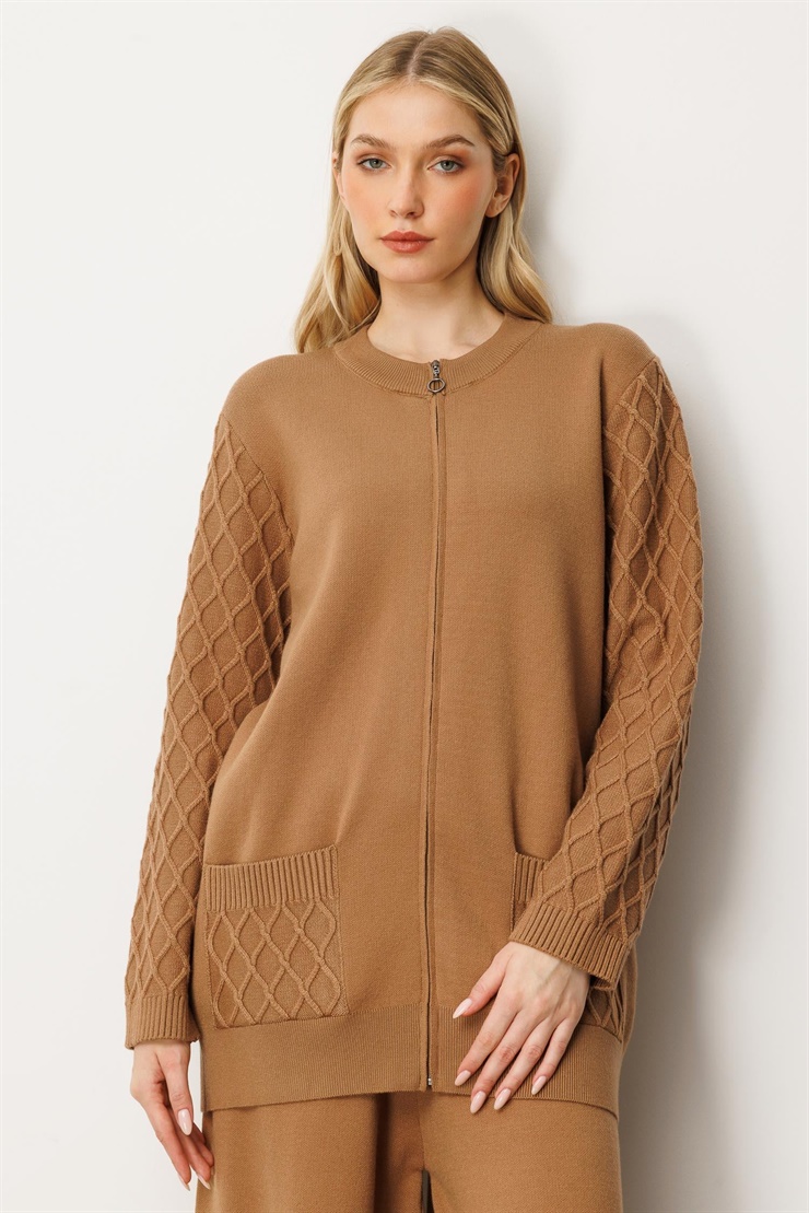 Mutlu Ertan Kadın Cep ve Kol Desenli Triko Hırka Camel 20239