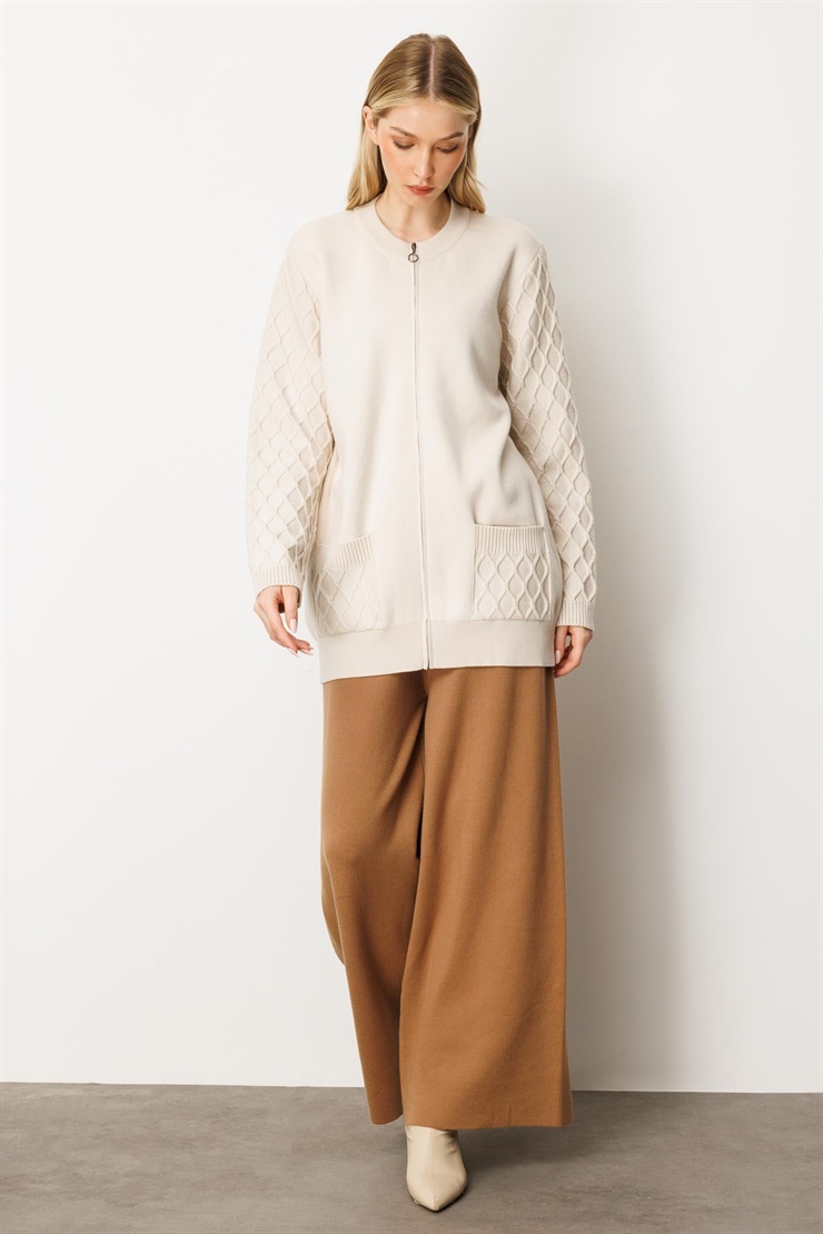 Mutlu Ertan Kadın Cep ve Kol Desenli Triko Hırka Taş 20239