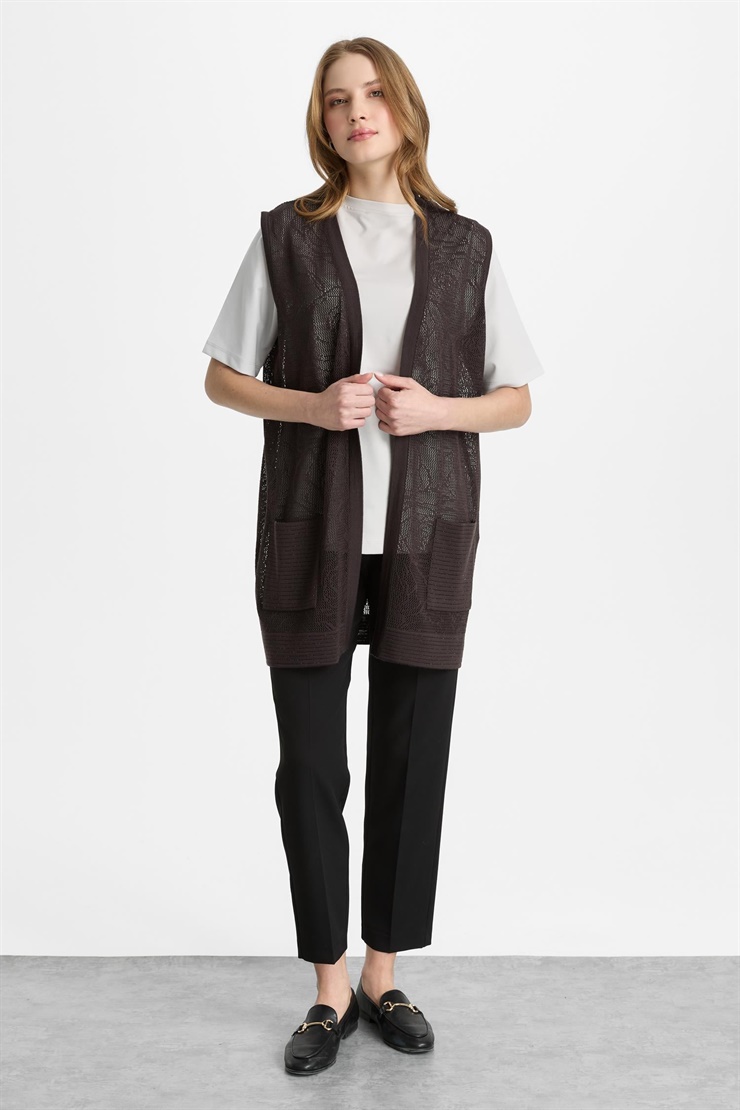 Mutlu Ertan Kadın Çiçek Ajurlu Kısa Triko Yelek Kahve 2818