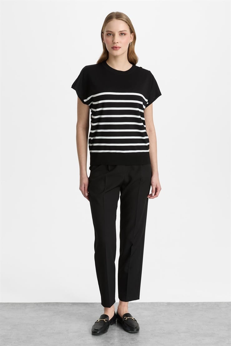 Mutlu Ertan Kadın Çizgili Düğmeli Triko Bluz Siyah-Ekru 20322