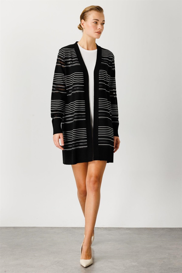 Mutlu Ertan Kadın Çizgili Simli Triko Hırka Siyah-Ekru 20113