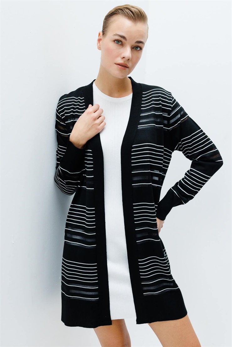 Mutlu Ertan Kadın Çizgili Simli Triko Hırka Siyah-Ekru 20113