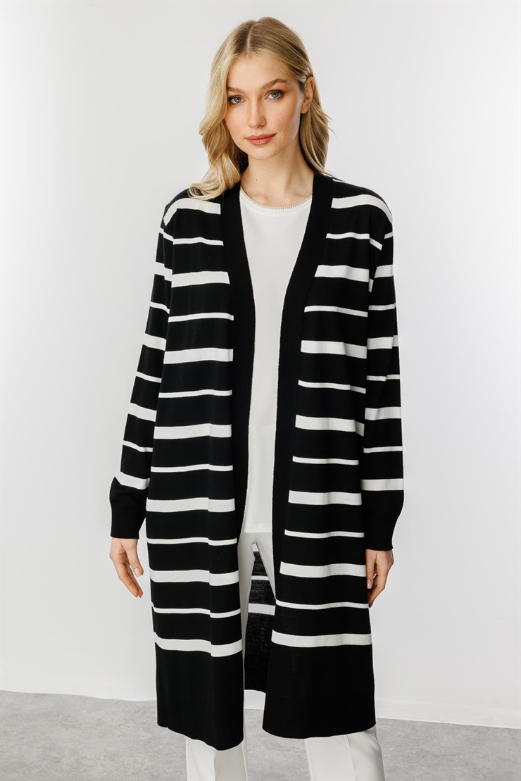 Mutlu Ertan Kadın Çizgili Triko Hırka Siyah-Ekru 20023