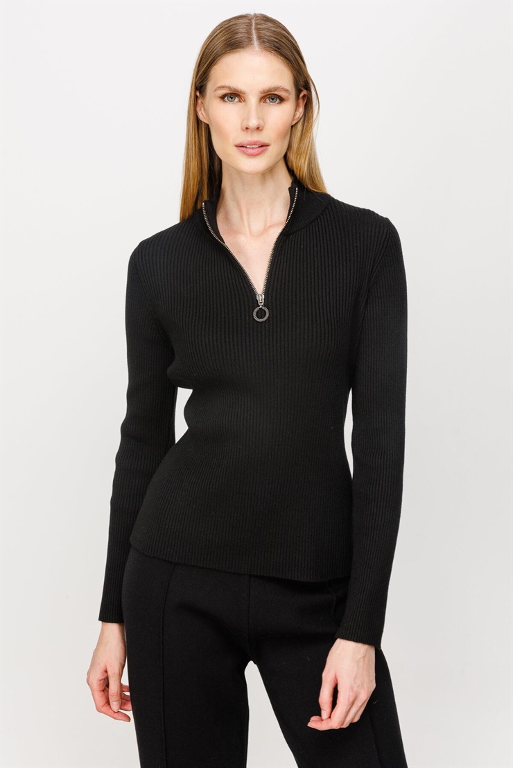 Mutlu Ertan Kadın Dik Yaka Fermuarlı Kazak Siyah 20062