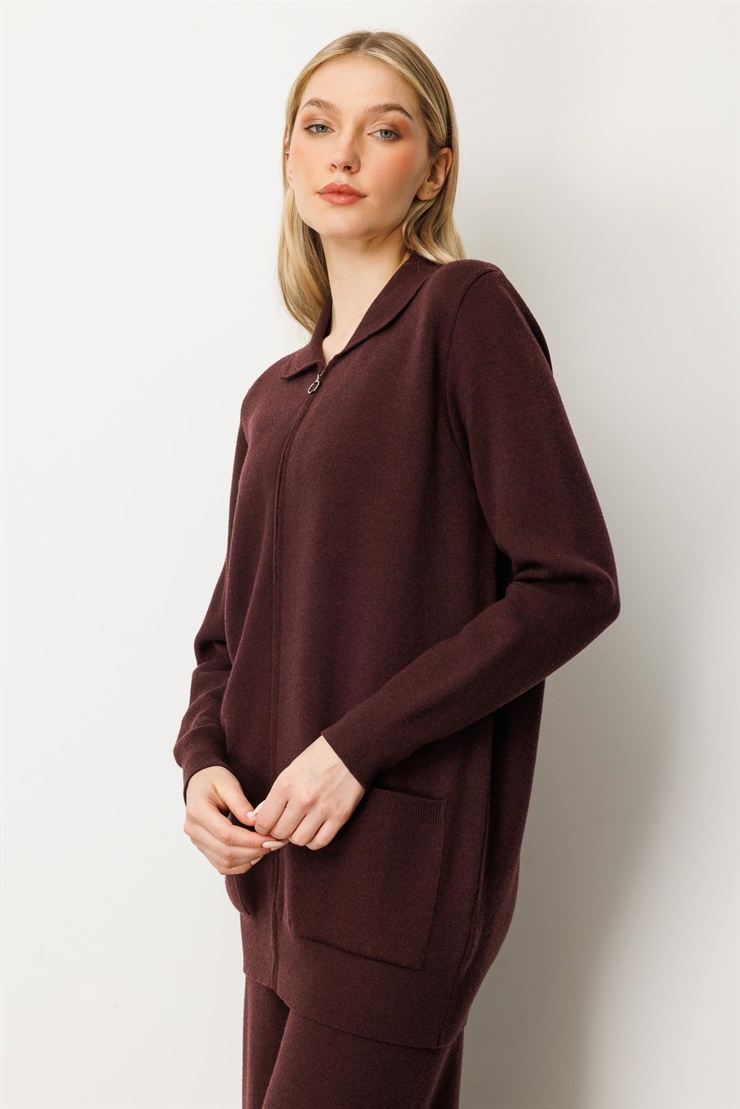Mutlu Ertan Kadın Gömlek Yaka Fermuarlı Cep Detaylı Triko Hırka Vino 20240