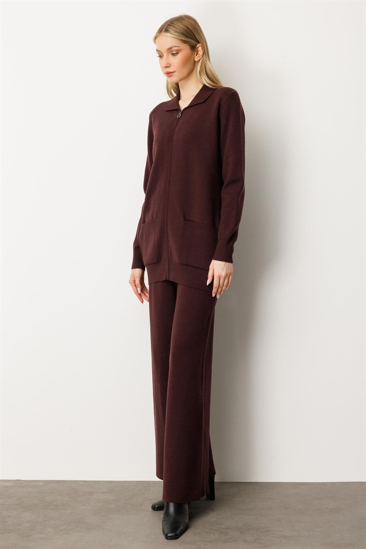 Mutlu Ertan Kadın Gömlek Yaka Fermuarlı Cep Detaylı Triko Hırka Vino 20240